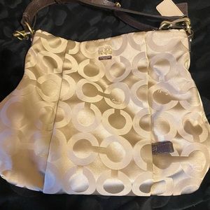 COACH no dust bag and it’s Authentic